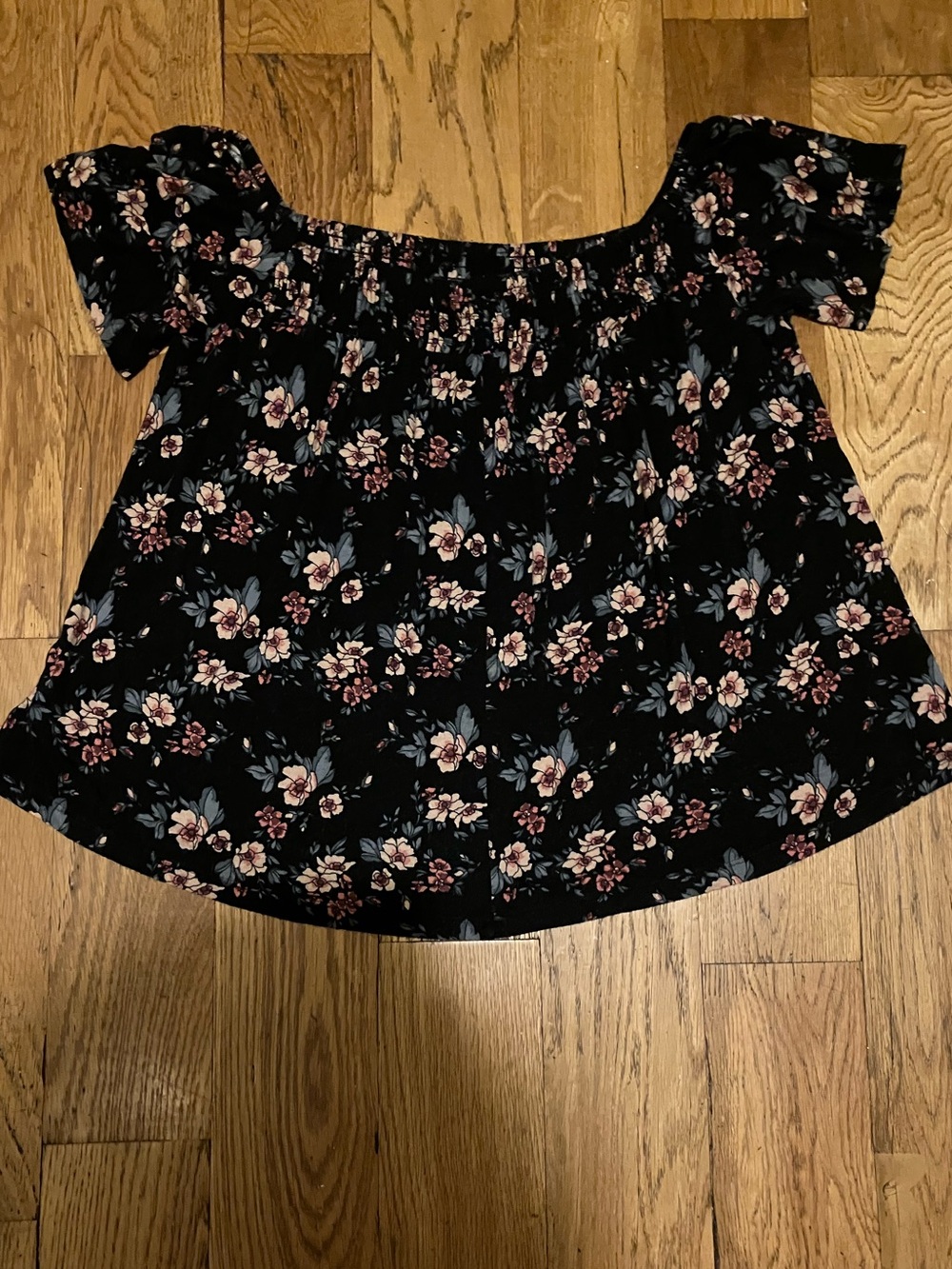 American Eagle RN 54485 Blouse Floral Women's Black Multicolor Stretch Used